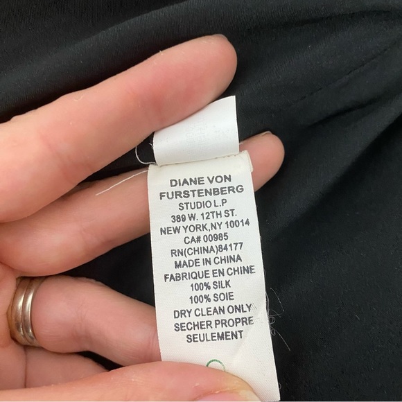 Diane von Furstenberg • Brighton Tiered silk chiffon Dress - Picture 11 of 16